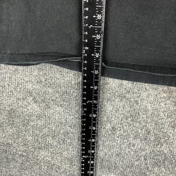 Champion T-Shirt Mens Size M Black Short Sleeve Logo Tee Athletic Casual Cotton - Picture 4 of 7